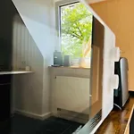 Gemuetliche & Komplett Ausgestattete Residenz